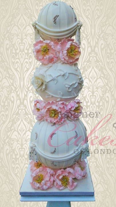 Bespoke sphere wedding cake